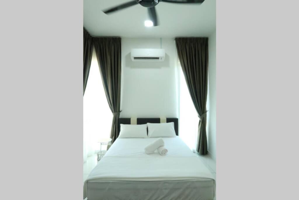 Promo Private Luxurious Nilai Vacation Home Dış mekan fotoğraf