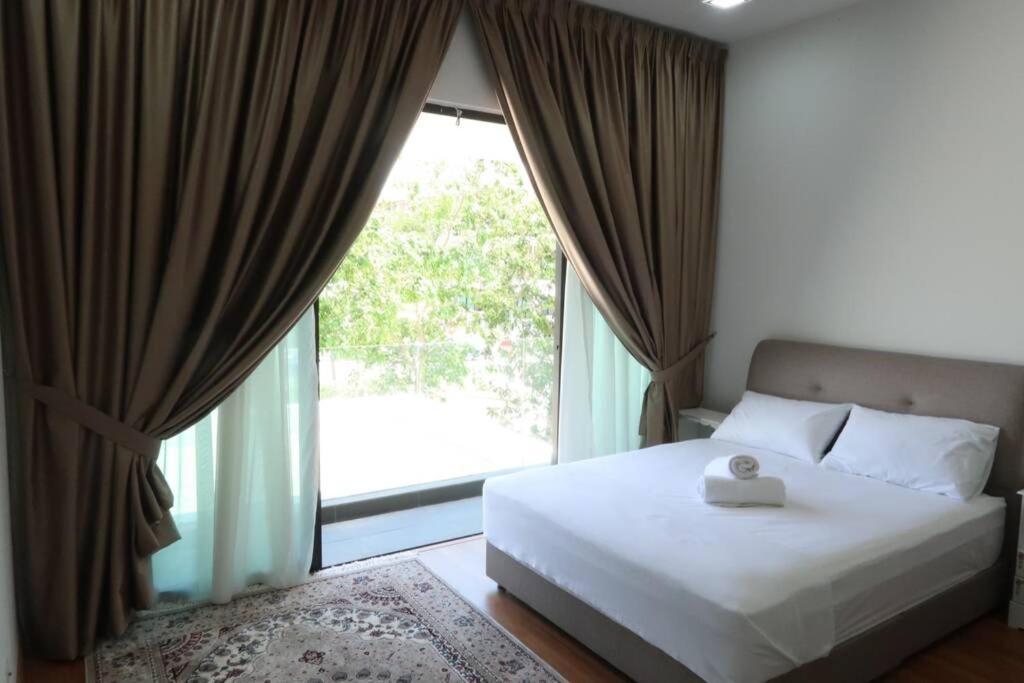 Promo Private Luxurious Nilai Vacation Home Dış mekan fotoğraf