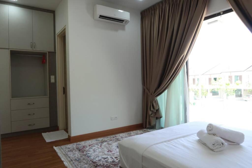 Promo Private Luxurious Nilai Vacation Home Dış mekan fotoğraf