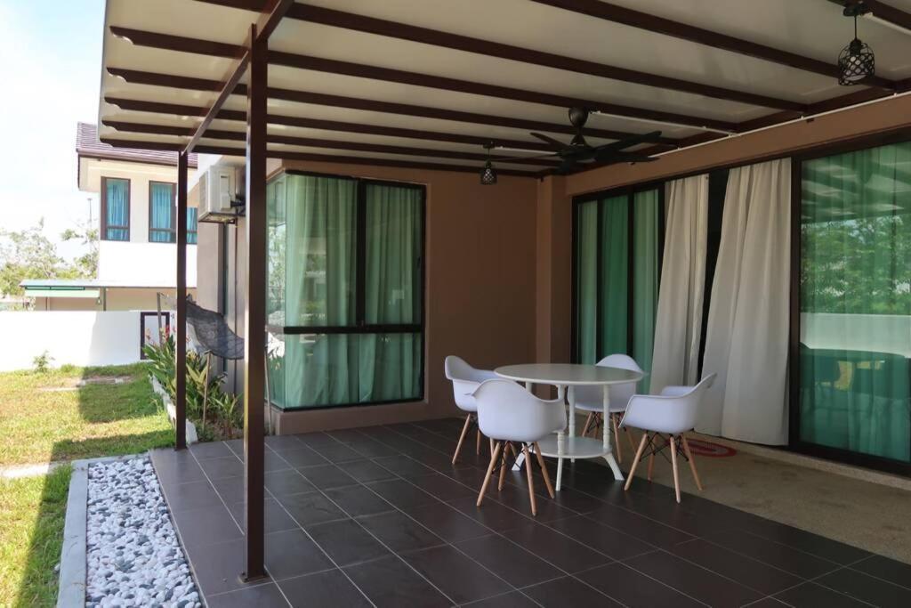 Promo Private Luxurious Nilai Vacation Home Dış mekan fotoğraf